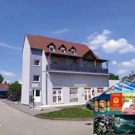 City Apartmanhaz Apartment *